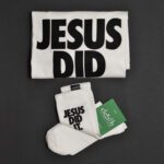 футболка з принтом JESUS DID IT