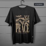 Футболка з принтом - Peace класична чорна