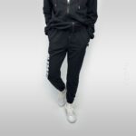 спортывні штани з написом Blessed