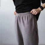 Сірі Джогери на полар фліс від бренду Cloth