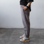 Сірі Джогери на полар фліс від бренду Cloth