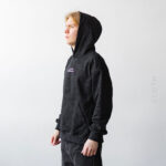 чорне худі варенка з написом All we need is God