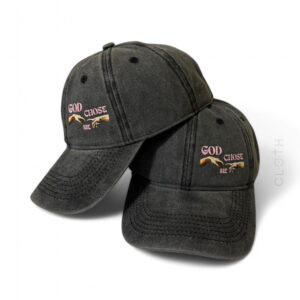 Кепка з принтом God chose me