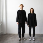 лонгслів чорний з принтом Holy Spirit