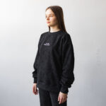 світшот чорна варенка з написом All we need is God