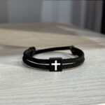 Браслет зі шнура чорний