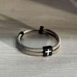 Браслет зі шнура сірий