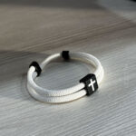 Браслет зі шнура білий