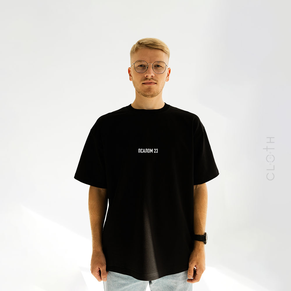 футболка чорна з принтом псалом 23